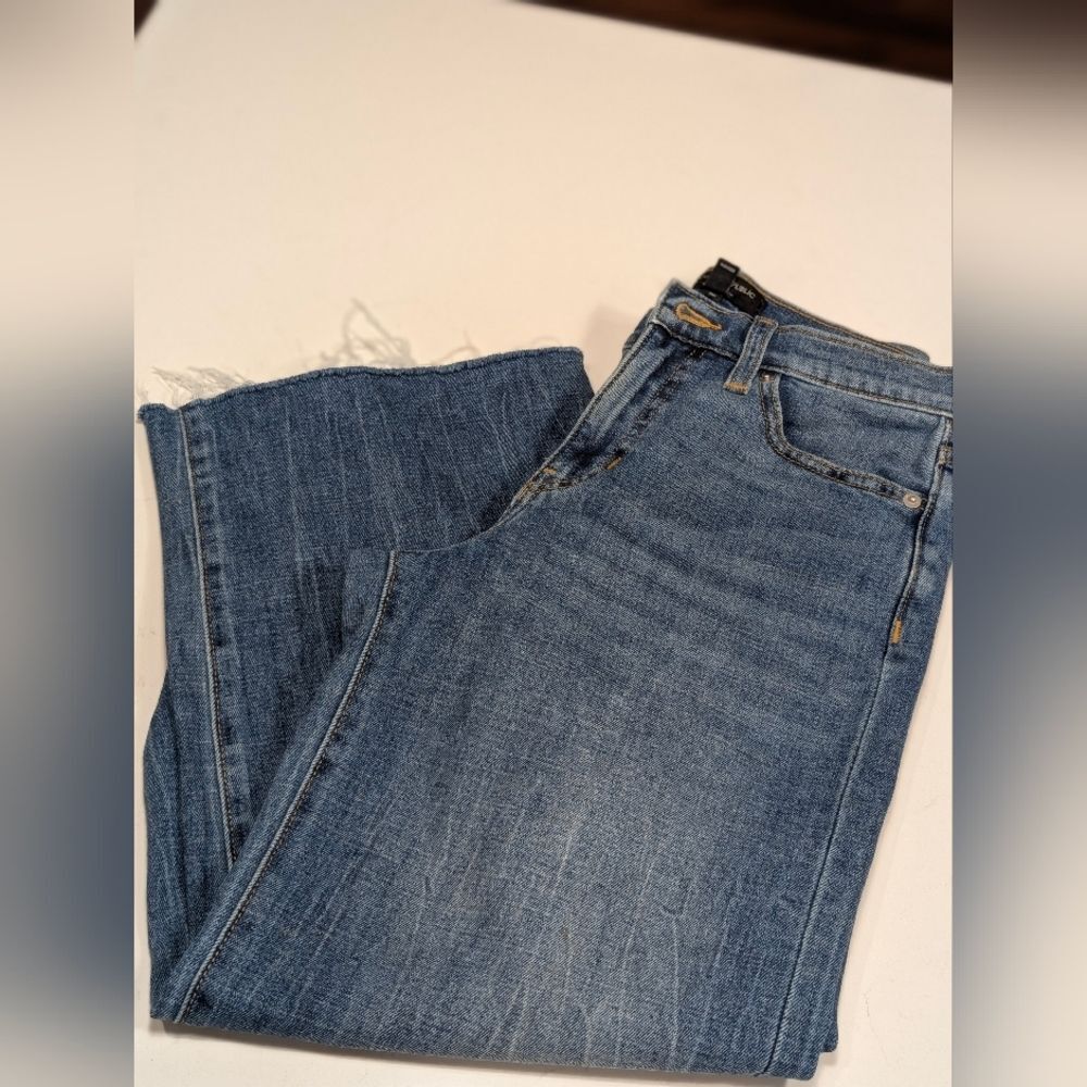 Banana Republic High-Rise Petite Wide Leg Crop Frayed Hem Sz 27 Jeans Minimalist - Picture 8 of 9